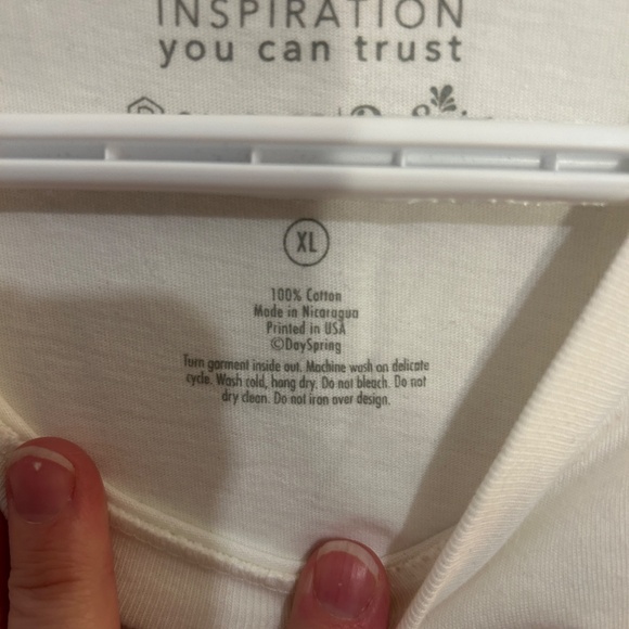 NWT Candace/Dayspring Size XL "Kindness is Golden" Short sleeve White T-… - Picture 7 of 8